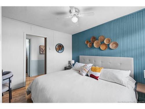 60 Third Ave, Pointe-Du-Chêne, NB 