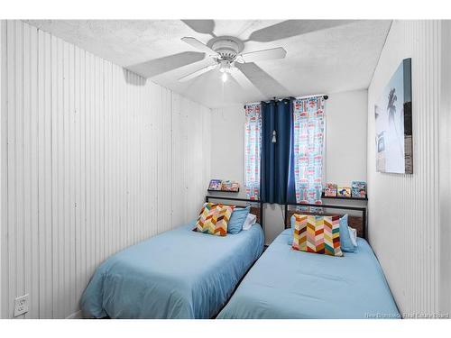 60 Third Ave, Pointe-Du-Chêne, NB 