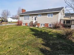 221 Bond DR  Moncton, NB E1E 1A1