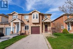 2377 DALEBROOK DRIVE  Oakville, ON L6H 6K4