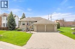 313 APPLEWOOD Kingsville, ON N9Y 3Y7