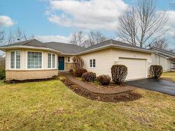 114 Mayfair Drive Bridgewater, NS B4V 8W3