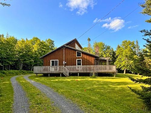 156 Widow Point Loop, West Bay Marshes, NS 