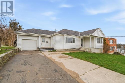 16 SUTCLIFFE BOULEVARD  Quinte West (Trenton Ward), ON K8V 3M5