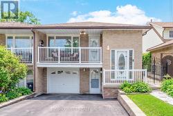 941 STAINTON DRIVE  Mississauga, ON L5C 1G2