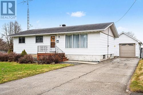 64 SOUTH STREET  Perth, ON K7H 2G7