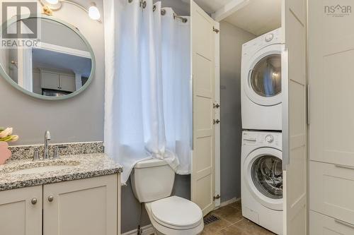 53 Heathside Crescent, Halifax, NS - Indoor Photo Showing Laundry Room