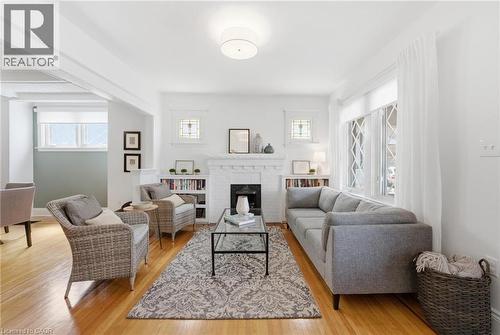 199 Kensington Avenue S, Hamilton, ON - Indoor Photo Showing Living Room With Fireplace