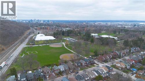 199 Kensington Avenue S, Hamilton, ON - Outdoor With View