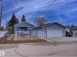 12 Ross DR Fort Saskatchewan, AB T8L 2M8