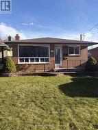 MAIN - 653 ATHOL STREET E Oshawa, ON L1H 1M2