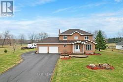 4717 MCNEELY ROAD  Ottawa, ON K4B 0J2