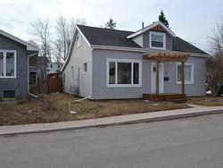 8 Gay Avenue  Charlottetown, PE C1A 2N3