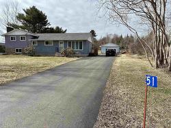 51 Kings Road Port Hastings, NS B9A 1N9
