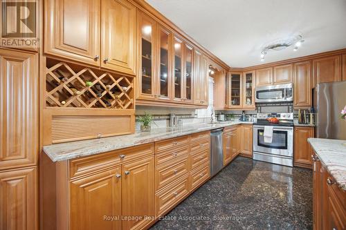 Granite Countertops - 1311 Underwood Drive, Mississauga, ON - Indoor Photo Showing Kitchen With Stainless Steel Kitchen