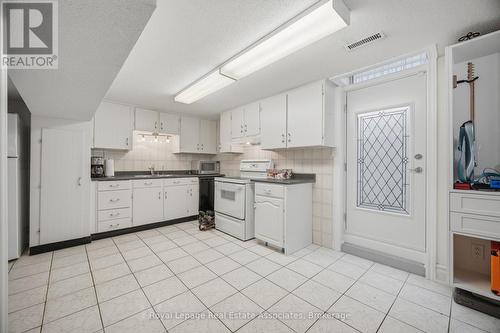 Kitchen - 1311 Underwood Drive, Mississauga, ON - Indoor Photo Showing Kitchen