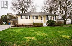 510 ONTARIO STREET Plympton-Wyoming, ON N0N 1T0