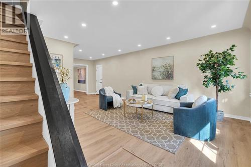3711 Dandurand Boulevard, Windsor, ON - Indoor