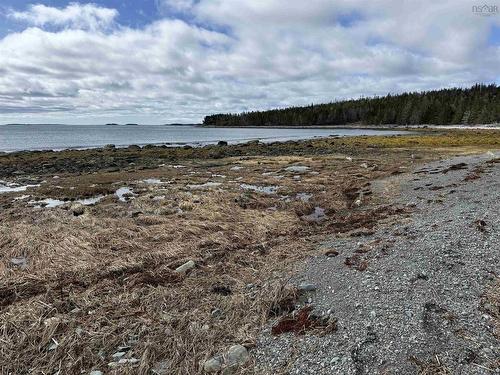 7 Highway, Ecum Secum, NS 