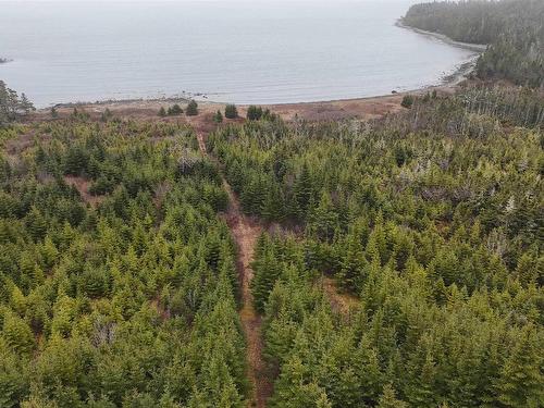 7 Highway, Ecum Secum, NS 