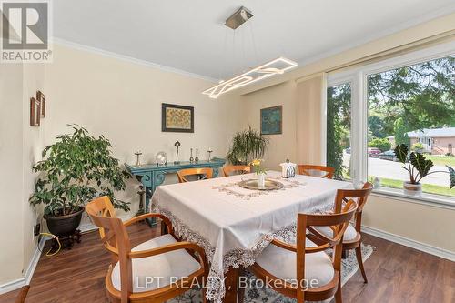 31 Patrick Drive, Aurora, ON - Indoor Photo Showing Dining Room