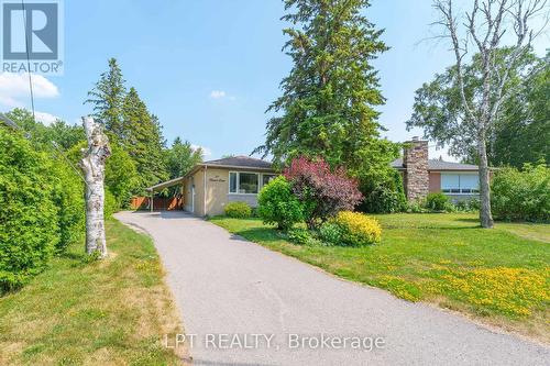 31 Patrick Drive, Aurora, ON - Outdoor
