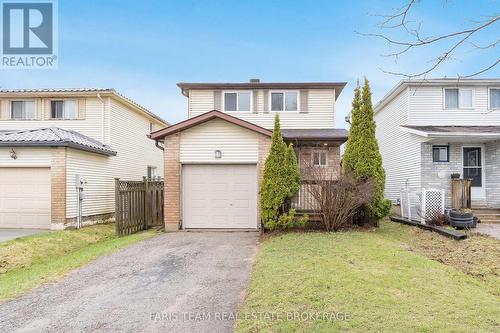 18 ARGYLE ROAD  Barrie, ON L4N 6P9