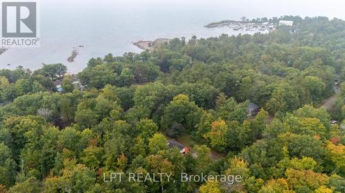 Prime Location! - 34 Staglir Drive, Tiny, ON - Outdoor With View