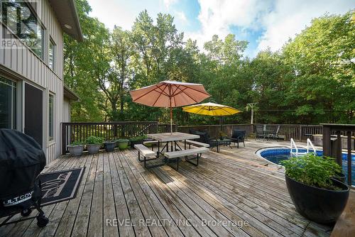 9 Michael'S Lane, Tillsonburg, ON - Outdoor With Deck Patio Veranda