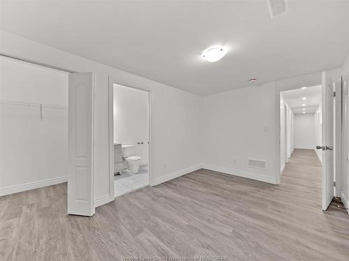 658 Caron, Windsor, ON 