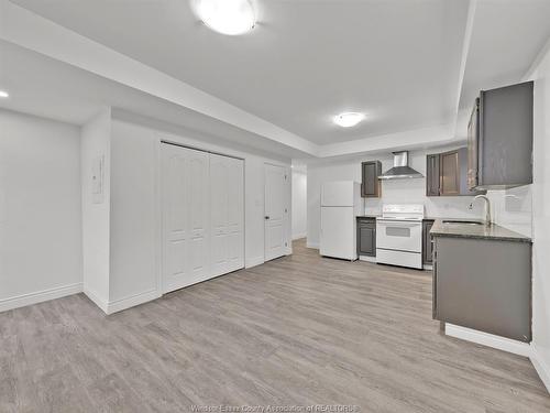 658 Caron, Windsor, ON 