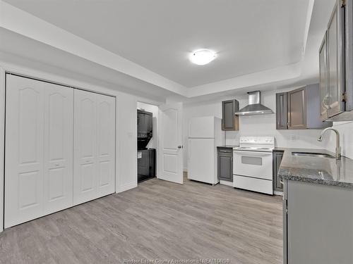 658 Caron, Windsor, ON 