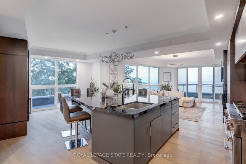308-2060 Lakeshore Road, Burlington, ON - Indoor Photo Showing Other Room