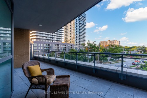 308-2060 Lakeshore Road, Burlington, ON - Outdoor