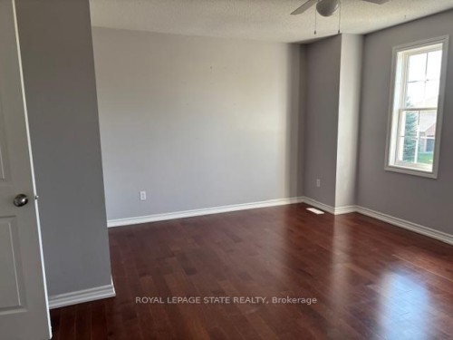45 Thames Way, Hamilton, ON - Indoor Photo Showing Other Room
