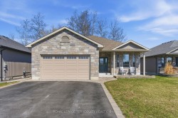 32 Birchmount Street  Quinte West, ON K8V 0C6