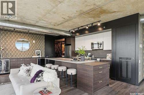 1505 490 2Nd Avenue S, Saskatoon, SK - Indoor