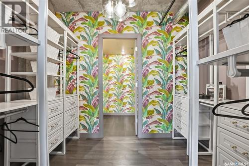 1505 490 2Nd Avenue S, Saskatoon, SK - Indoor