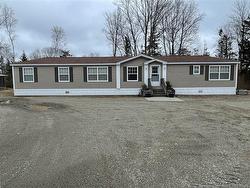 200 Dewolfe RD  Lynnfield, NB E5A 1W7