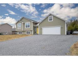 27 Jenkins DR  Quispamsis, NB E2E 0J6