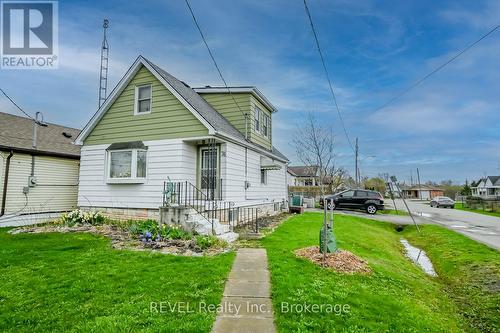 76 LINCOLN AVENUE  St. Catharines (Oakdale), ON L2P 2C9