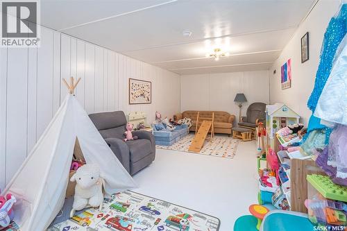 38 Morris Drive, Saskatoon, SK - Indoor Photo Showing Other Room