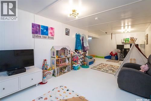 38 Morris Drive, Saskatoon, SK - Indoor