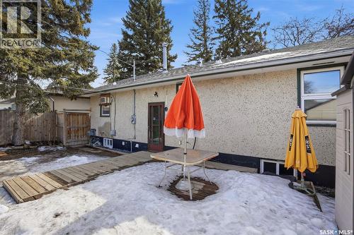 1117 Taylor Street E, Saskatoon, SK - Outdoor