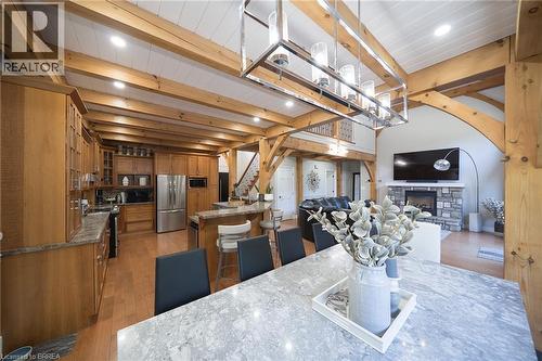 9 Michael'S Lane, Tillsonburg, ON - Indoor