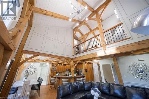 9 Michael'S Lane, Tillsonburg, ON - Indoor Photo Showing Living Room