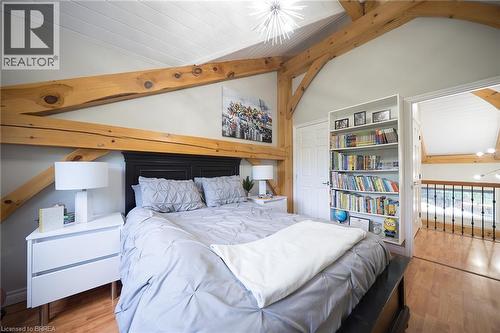 9 Michael'S Lane, Tillsonburg, ON - Indoor Photo Showing Bedroom