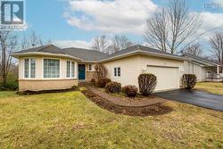 114 Mayfair Drive  Bridgewater, NS B4V 8W3