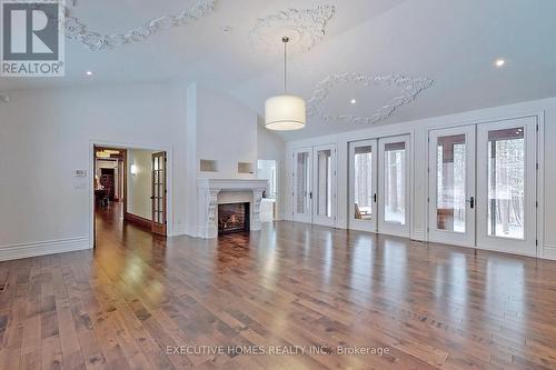 7651 Milburough Line, Milton, ON - Indoor With Fireplace
