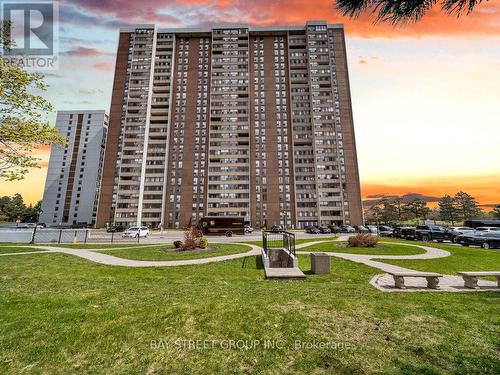 1003 - 18 KNIGHTSBRIDGE ROAD  Brampton, ON L6T 3X5